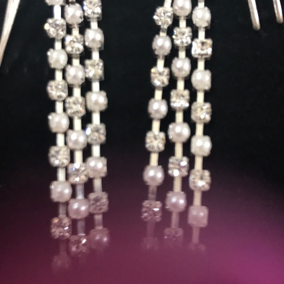 🌈Silver, Crystal Rhinestone Swag Comb💎 - Picture 8 of 8